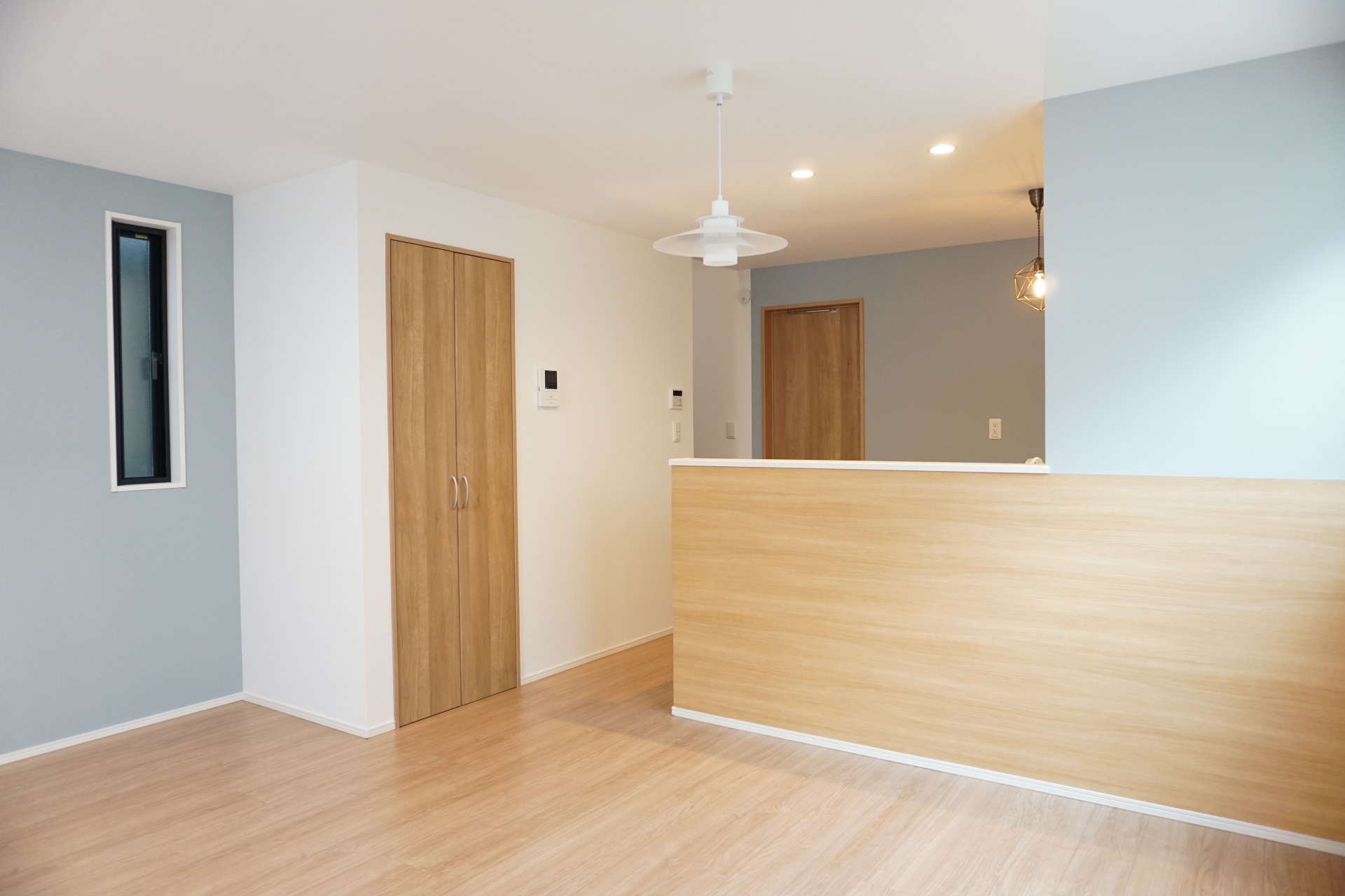 壁・クロスの貼り替え